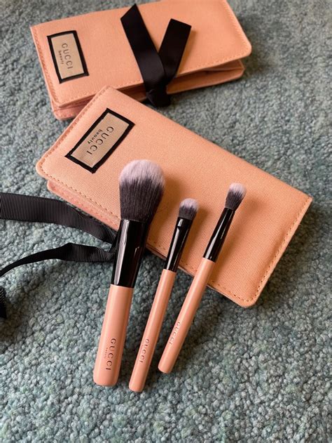 Gucci makeup brushes